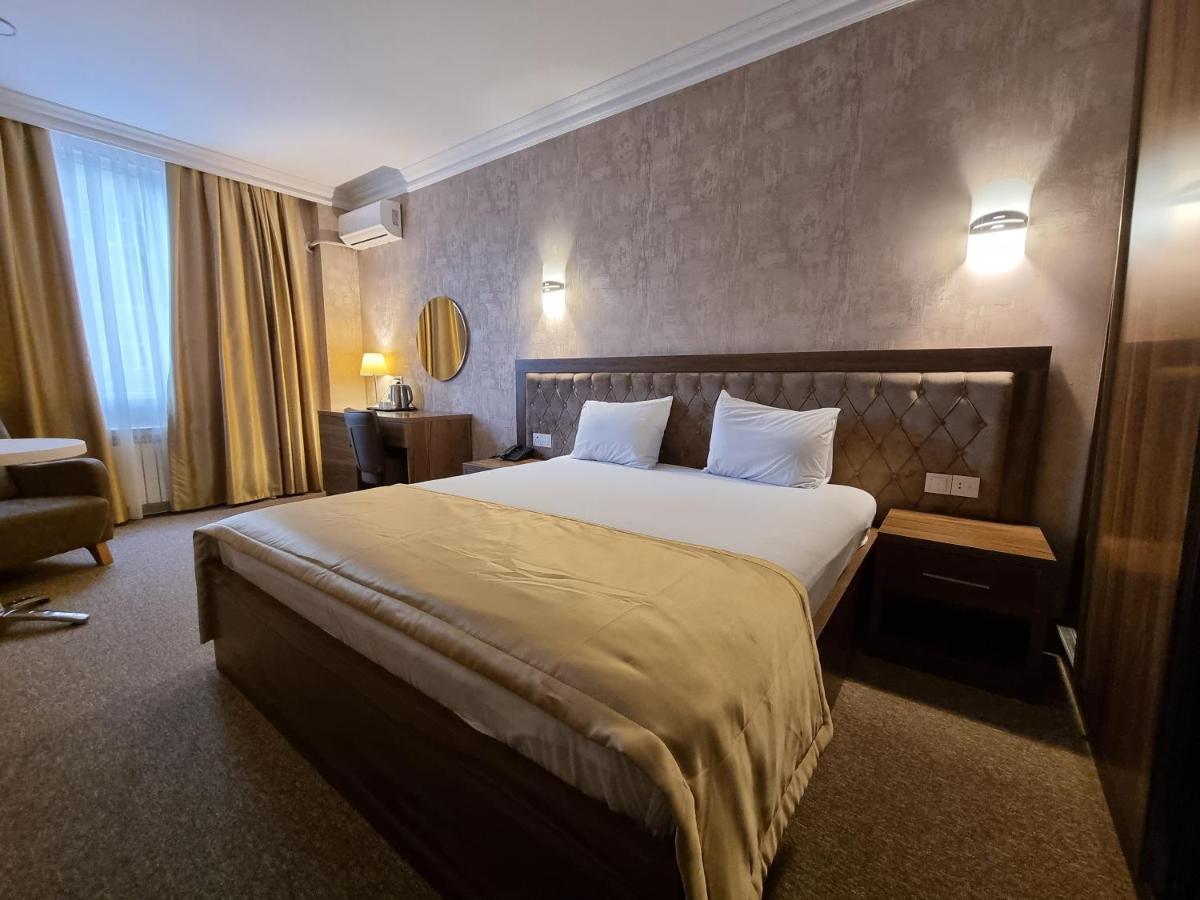 Royal Sapphire Hotel Baku Kültér fotó