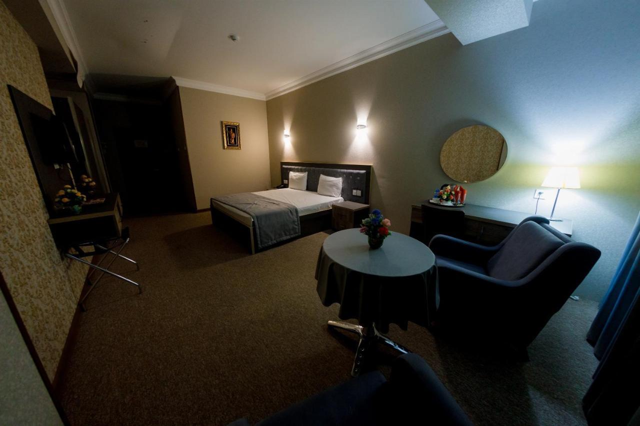 Royal Sapphire Hotel Baku Kültér fotó