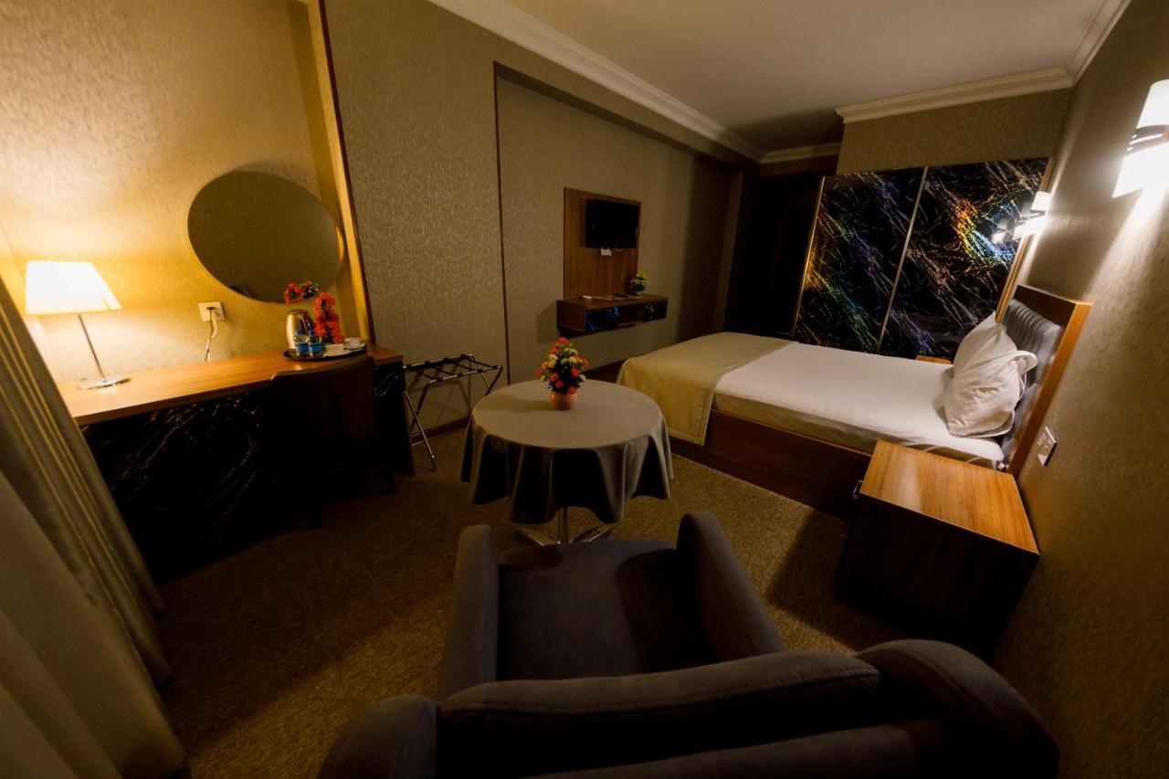 Royal Sapphire Hotel Baku Kültér fotó